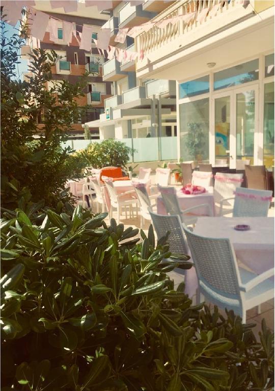 Hotel Villa Linda - Family Hotel - Nuova Costruzione Antisismica Riccione Bagian luar foto