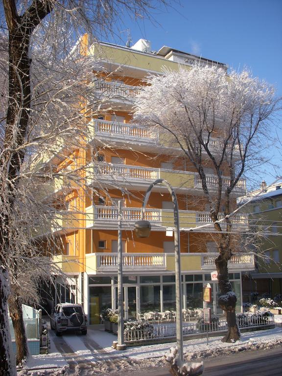 Hotel Villa Linda - Family Hotel - Nuova Costruzione Antisismica Riccione Bagian luar foto