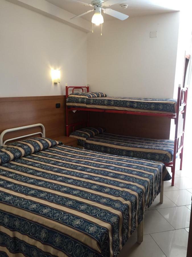 Hotel Villa Linda - Family Hotel - Nuova Costruzione Antisismica Riccione Bagian luar foto